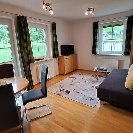 Zirkl / Haus Gloria Apartment Haus im Ennstal