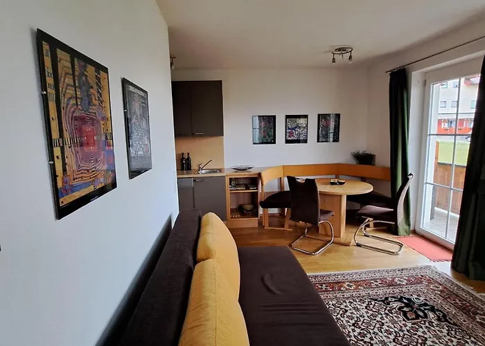 Zirkl / Gloria Apartamento *