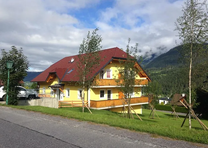 Appartamento Zirkl / Haus Gloria *